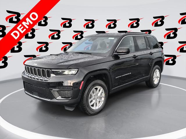 2025 Jeep Grand Cherokee GRAND CHEROKEE LAREDO X 4X4 2025 Jeep Grand Cherokee GRAND CHEROKEE LAREDO X 4X4