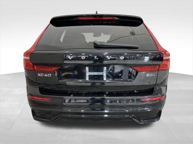 2024 Volvo XC60 B5 Plus Dark Theme