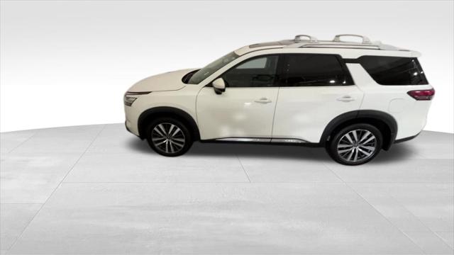 2022 Nissan Pathfinder Platinum 4WD