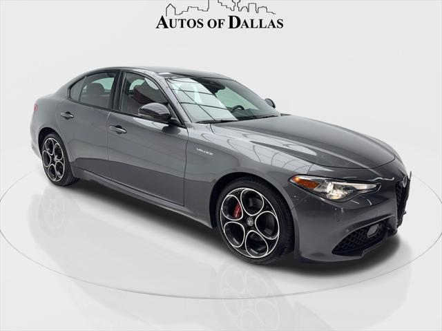 2022 Alfa Romeo Giulia Veloce AWD 2022 Alfa Romeo Giulia Veloce AWD