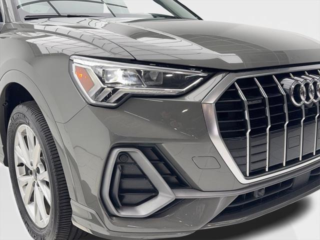 2022 Audi Q3 Premium Plus 45 TFSI S line quattro Tiptronic 2022 Audi Q3 Premium Plus 45 TFSI S line quattro Tiptronic