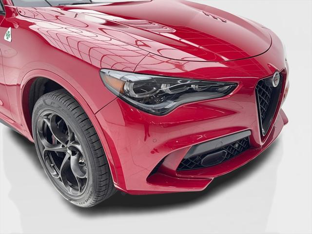 2024 Alfa Romeo Stelvio Quadrifoglio Carbon AWD 2024 Alfa Romeo Stelvio Quadrifoglio Carbon AWD