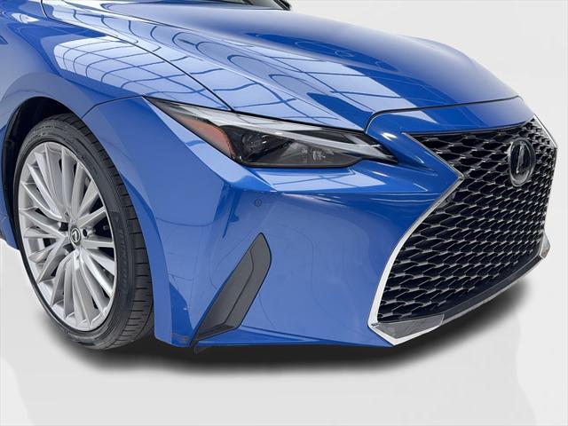 2023 Lexus IS 300 300 CAM,SUNROOF,CLMT STS,BLIND SPOT,18 WLS
