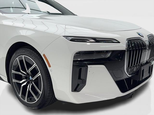 2025 BMW 740i 740i M SPORT,NAV,CAM,PANO,CLMT STS,HEADS UP 2025 BMW 740i 740i M SPORT,NAV,CAM,PANO,CLMT STS,HEADS UP