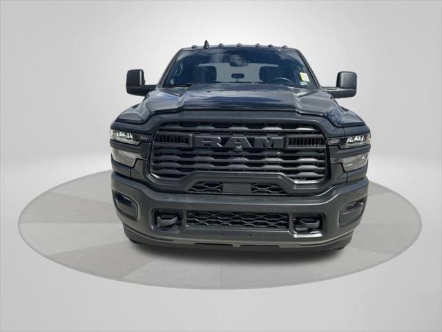 2026 RAM Ram 3500 Chassis Cab RAM 3500 TRADESMAN CREW CAB CHASSIS 4X4 60 CA