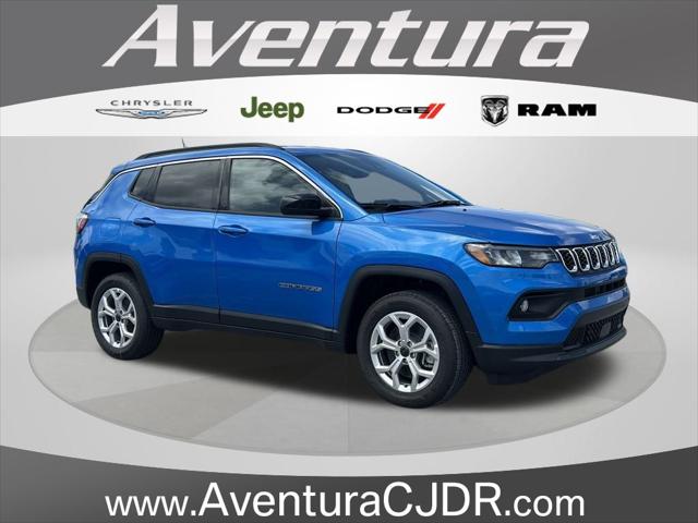 2025 Jeep Compass COMPASS LATITUDE 4X4
