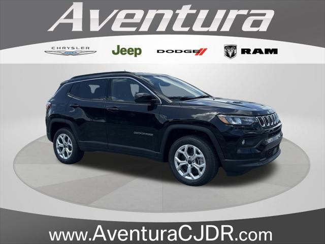 2025 Jeep Compass COMPASS LATITUDE 4X4