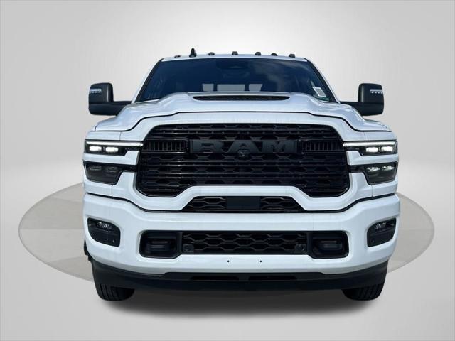 2025 RAM Ram 3500 RAM 3500 LIMITED CREW CAB 4X4 8 BOX 2025 RAM Ram 3500 RAM 3500 LIMITED CREW CAB 4X4 8 BOX
