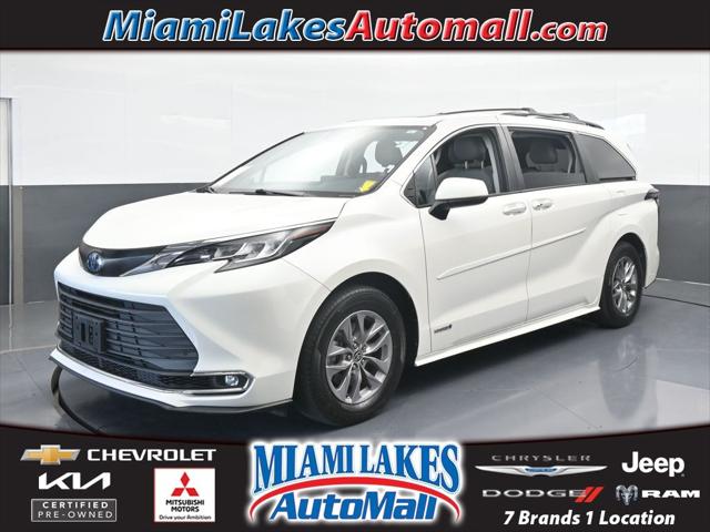 2021 Toyota Sienna XLE 2021 Toyota Sienna XLE