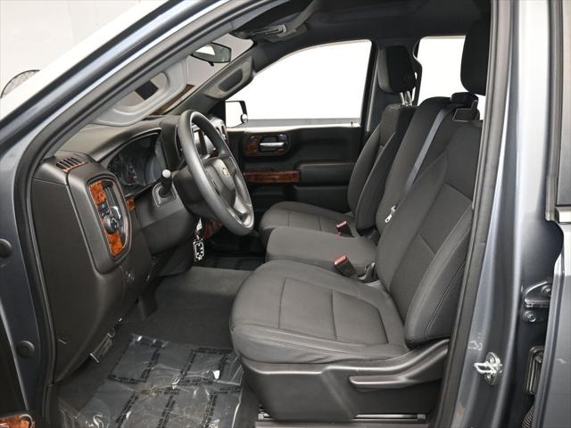 2021 Chevrolet Silverado 1500 2WD Crew Cab Short Bed Custom