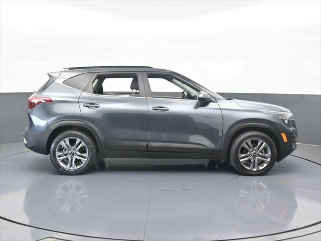 2023 Kia Seltos S 2023 Kia Seltos S