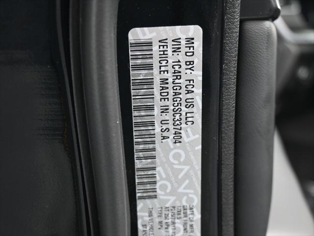 2025 Jeep Grand Cherokee Laredo 4x2 2025 Jeep Grand Cherokee Laredo 4x2