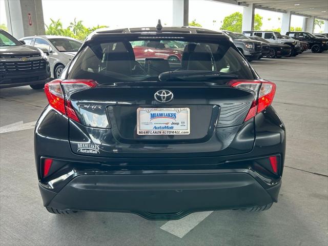 2021 Toyota C-HR XLE 2021 Toyota C-HR XLE