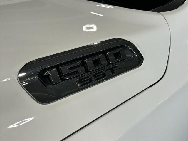 2025 RAM 1500 Big Horn Crew Cab 4x4 57 Box 2025 RAM 1500 Big Horn Crew Cab 4x4 57 Box