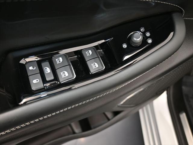 2024 Jeep Grand Cherokee Overland 4x4