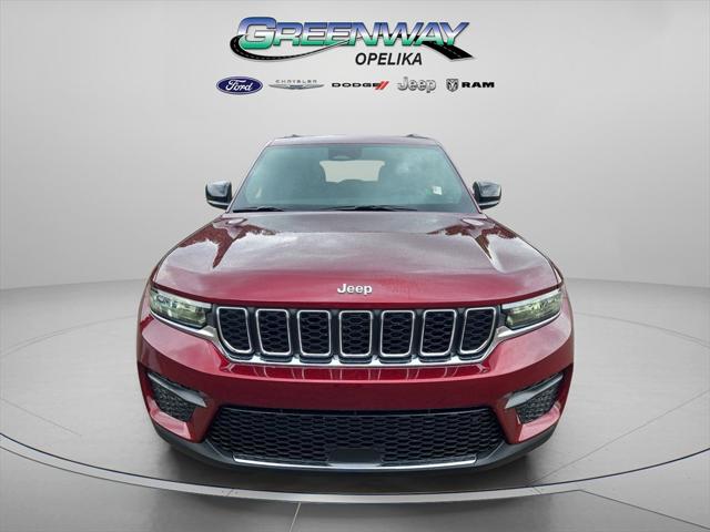 2025 Jeep Grand Cherokee GRAND CHEROKEE LAREDO X 4X4