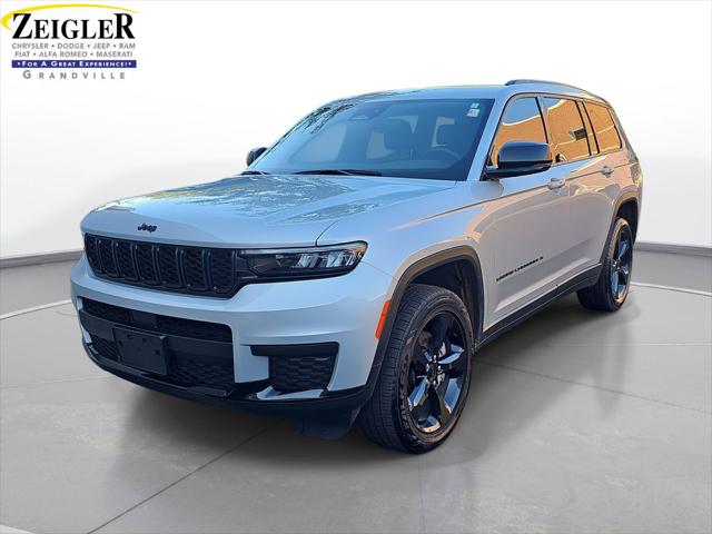 2023 Jeep Grand Cherokee L Altitude 4x4 2023 Jeep Grand Cherokee L Altitude 4x4
