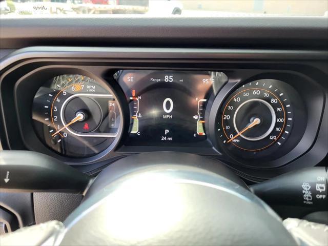 2025 Jeep Wrangler 4-Door Sahara 4x4