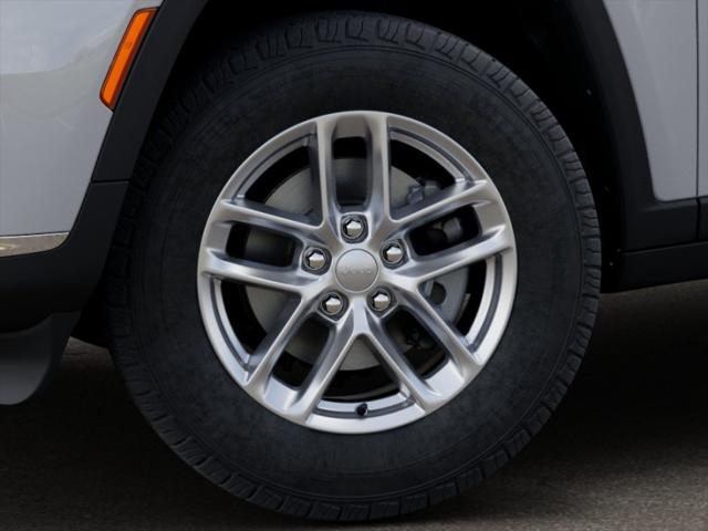 2025 Jeep Grand Cherokee Laredo X 4x4