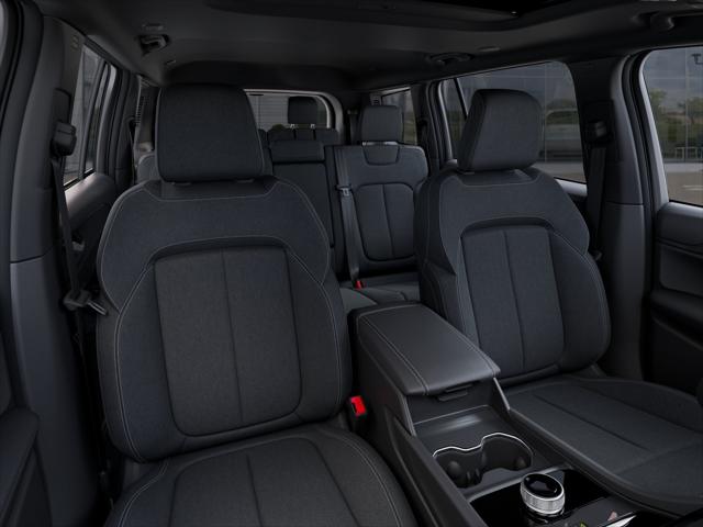 2025 Jeep Grand Cherokee Laredo X 4x4