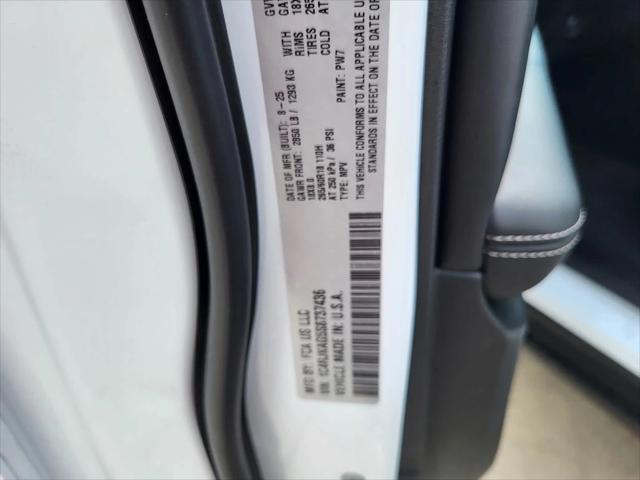 2025 Jeep Grand Cherokee Laredo X 4x4