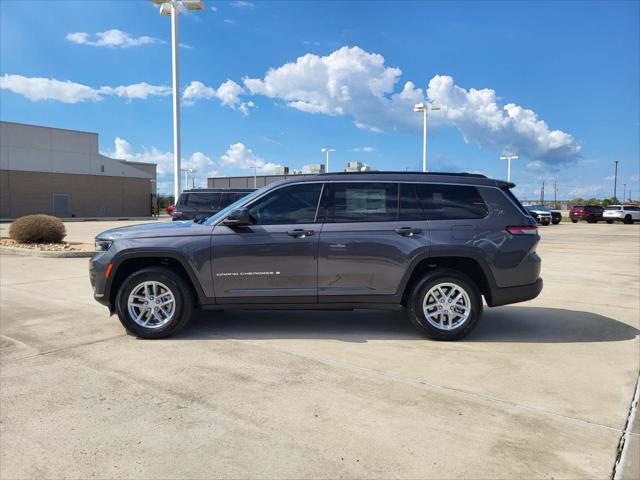 2025 Jeep Grand Cherokee GRAND CHEROKEE L LAREDO X 4X4