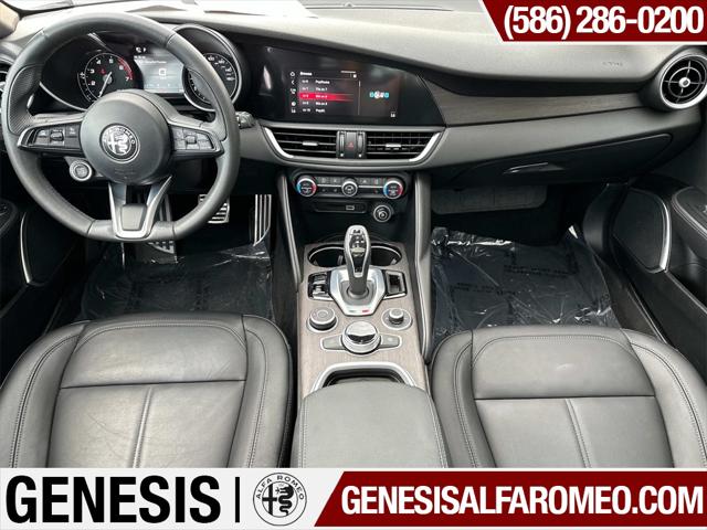 2022 Alfa Romeo Giulia Ti AWD 2022 Alfa Romeo Giulia Ti AWD