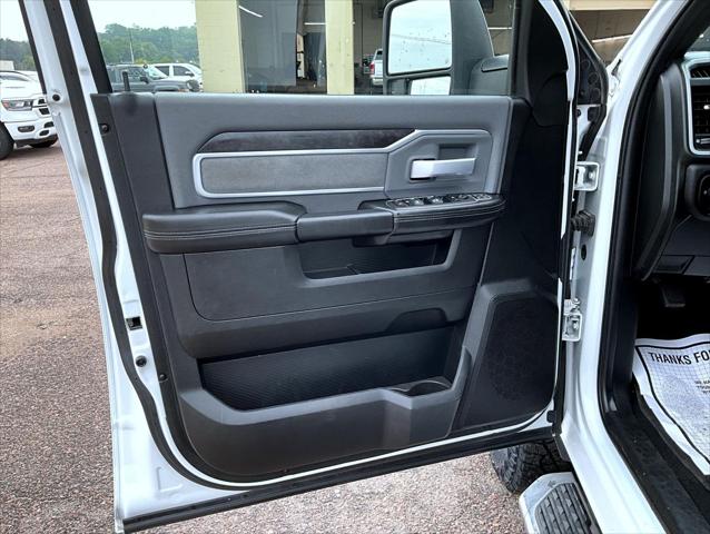 2023 Ram 2500 Big Horn Crew Cab 4x4 6'4" Box
