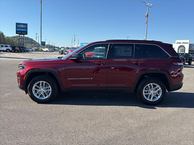 2025 Jeep Grand Cherokee GRAND CHEROKEE LAREDO X 4X4 2025 Jeep Grand Cherokee GRAND CHEROKEE LAREDO X 4X4