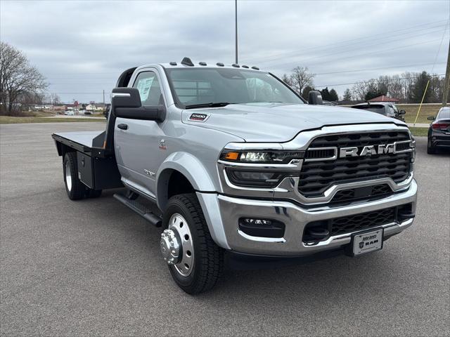 2026 RAM 5500 Chassis RAM 5500 BIG HORN CHASSIS REGULAR CAB 4X4 84 CA