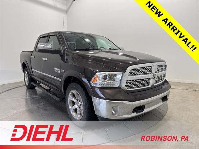 2017 RAM 1500 Laramie Crew Cab 4x4 57 Box