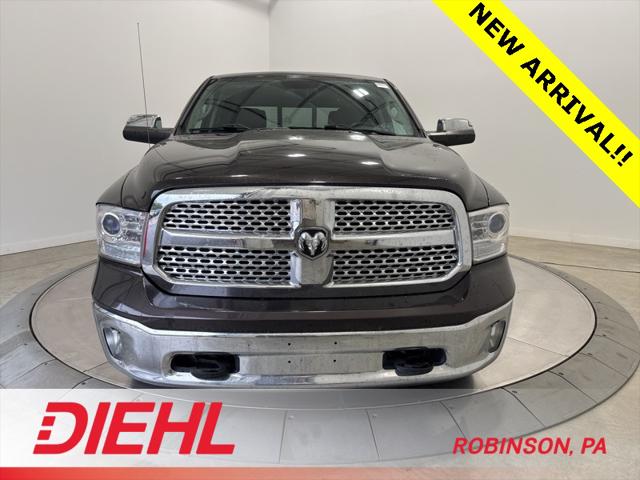 2017 RAM 1500 Laramie Crew Cab 4x4 57 Box