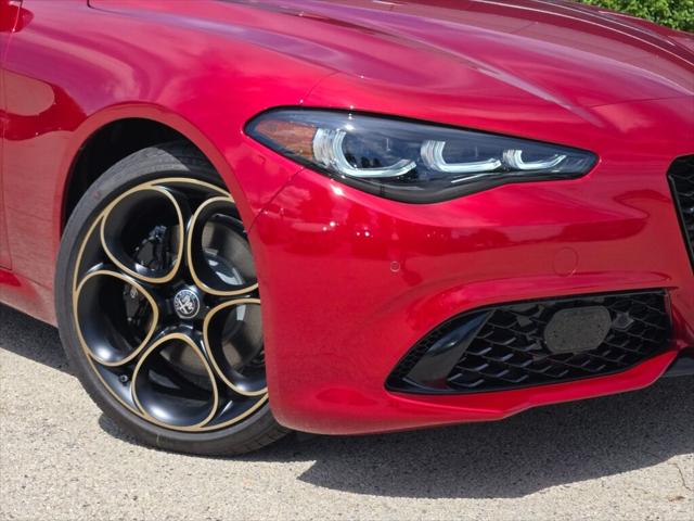 2025 Alfa Romeo Giulia GIULIA INTENSA AWD