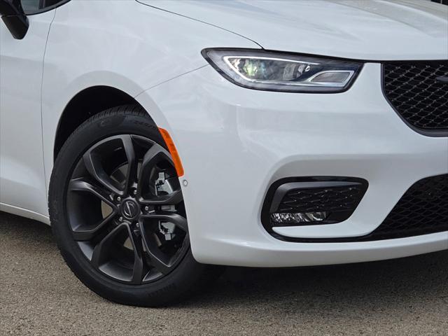 2026 Chrysler Pacifica PACIFICA SELECT 2026 Chrysler Pacifica PACIFICA SELECT