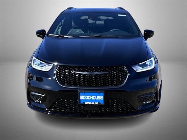 2026 Chrysler Pacifica PACIFICA LIMITED AWD