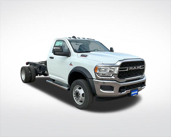 2024 RAM Ram 5500 Chassis Cab RAM 5500 TRADESMAN CHASSIS REGULAR CAB 4X4 84 CA 2024 RAM Ram 5500 Chassis Cab RAM 5500 TRADESMAN CHASSIS REGULAR CAB 4X4 84 CA