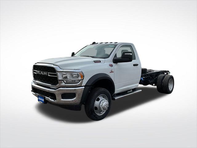 2024 RAM Ram 5500 Chassis Cab RAM 5500 TRADESMAN CHASSIS REGULAR CAB 4X4 84 CA 2024 RAM Ram 5500 Chassis Cab RAM 5500 TRADESMAN CHASSIS REGULAR CAB 4X4 84 CA
