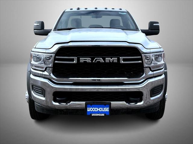 2024 RAM Ram 5500 Chassis Cab RAM 5500 TRADESMAN CHASSIS REGULAR CAB 4X4 84 CA 2024 RAM Ram 5500 Chassis Cab RAM 5500 TRADESMAN CHASSIS REGULAR CAB 4X4 84 CA