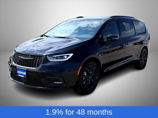 2026 Chrysler Pacifica Limited for sale in Sioux City, IA