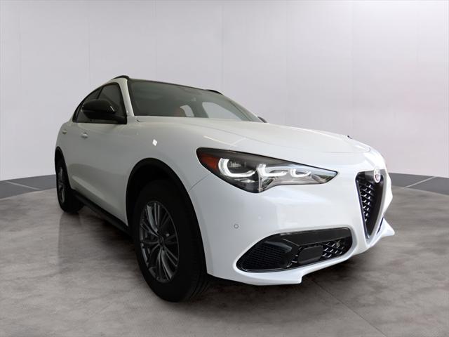 2024 Alfa Romeo Stelvio STELVIO SPRINT AWD 2024 Alfa Romeo Stelvio STELVIO SPRINT AWD