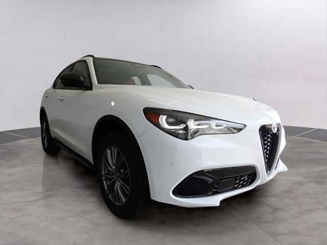 2024 Alfa Romeo Stelvio STELVIO SPRINT AWD 2024 Alfa Romeo Stelvio STELVIO SPRINT AWD