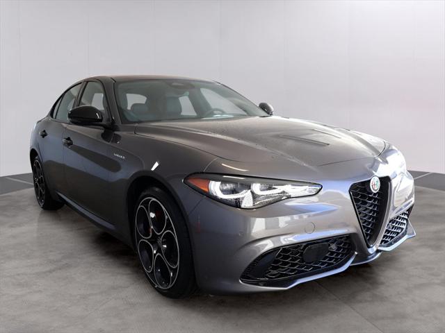 2025 Alfa Romeo Giulia GIULIA AWD 2025 Alfa Romeo Giulia GIULIA AWD