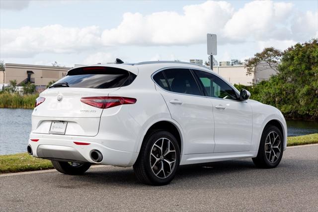 2021 Alfa Romeo Stelvio Ti AWD 2021 Alfa Romeo Stelvio Ti AWD