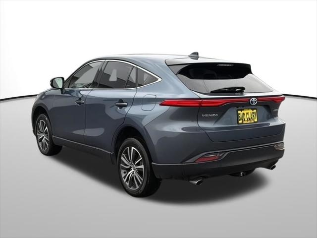 2022 Toyota Venza LE