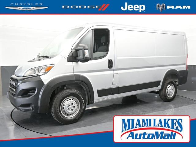 2025 RAM Ram ProMaster RAM PROMASTER 2500 TRADESMAN CARGO VAN LOW ROOF 136 WB