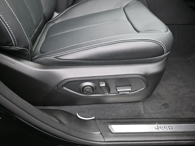 2025 Jeep Grand Cherokee GRAND CHEROKEE L OVERLAND 4X4