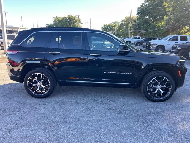 2025 Jeep Grand Cherokee GRAND CHEROKEE SUMMIT RESERVE 4X4