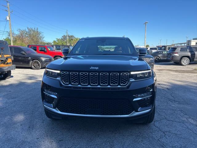 2025 Jeep Grand Cherokee GRAND CHEROKEE SUMMIT RESERVE 4X4