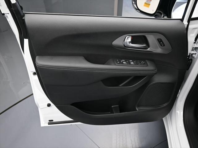 2025 Chrysler Pacifica PACIFICA SELECT