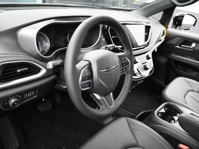 2025 Chrysler Pacifica PACIFICA SELECT 2025 Chrysler Pacifica PACIFICA SELECT